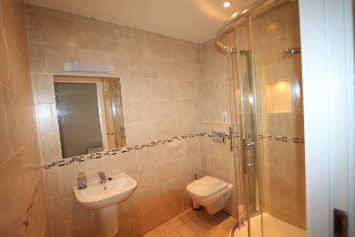 Bathroom 2