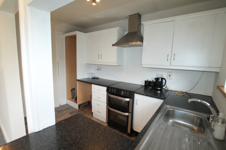 Kitchen 3