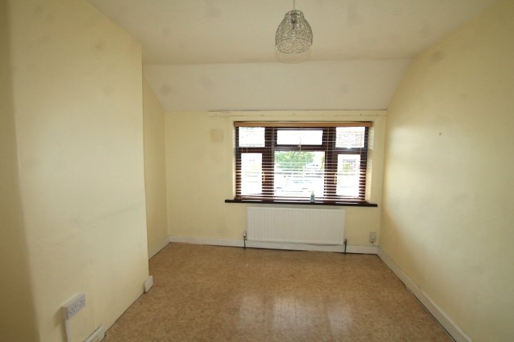 Second Bedroom 4